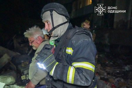 tagreuters.com2025binary_LYNXMPEL401FA-VIEWIMAGE