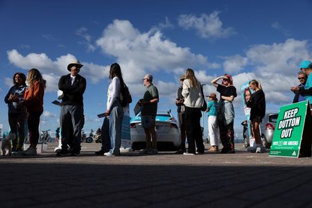 tagreuters.com2025binary_LYNXMPEL4110Q-VIEWIMAGE