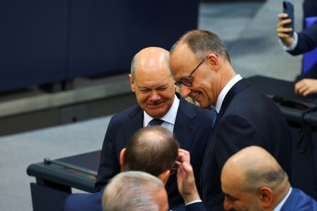 tagreuters.com2025binary_LYNXMPEL4507O-VIEWIMAGE