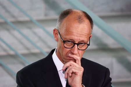 tagreuters.com2025binary_LYNXMPEL4716W-VIEWIMAGE