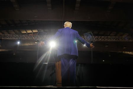 tagreuters.com2025binary_LYNXMPEL4E0GJ-VIEWIMAGE