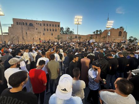 tagreuters.com2025binary_LYNXMPEL4F0WJ-VIEWIMAGE