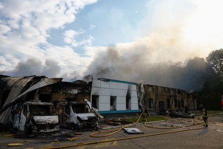 tagreuters.com2025binary_LYNXMPEL4H040-VIEWIMAGE