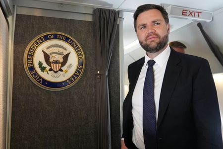 tagreuters.com2025binary_LYNXMPEL4I0VX-VIEWIMAGE