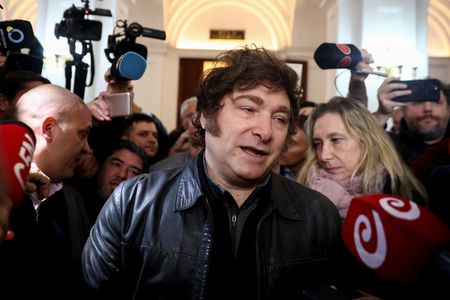 tagreuters.com2025binary_LYNXMPEL4I0YC-VIEWIMAGE