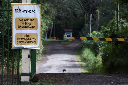 tagreuters.com2025binary_LYNXMPEL4I103-VIEWIMAGE