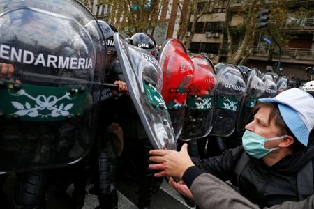 tagreuters.com2025binary_LYNXMPEL4L00Y-VIEWIMAGE