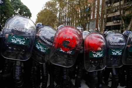 tagreuters.com2025binary_LYNXMPEL4L012-VIEWIMAGE