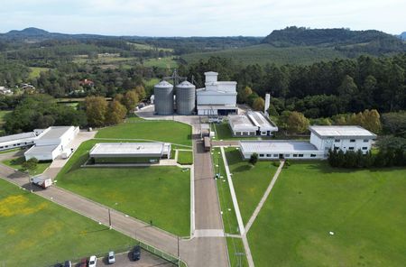 tagreuters.com2025binary_LYNXMPEL4M0X0-VIEWIMAGE