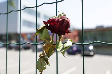 tagreuters.com2025binary_LYNXMPEL5C0HI-VIEWIMAGE