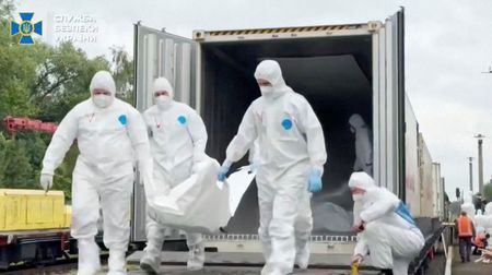 tagreuters.com2025binary_LYNXMPEL5C0W0-VIEWIMAGE