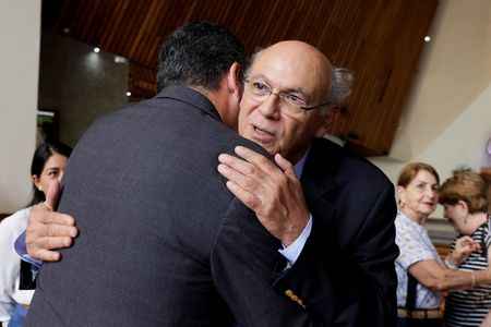 tagreuters.com2025binary_LYNXMPEL5G0O5-VIEWIMAGE