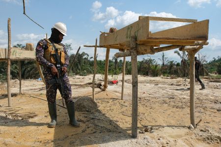 tagreuters.com2025binary_LYNXMPEL5M06F-VIEWIMAGE