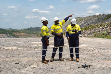 tagreuters.com2025binary_LYNXMPEL5M06H-VIEWIMAGE