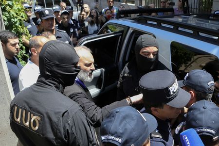 tagreuters.com2025binary_LYNXMPEL5O0FX-VIEWIMAGE