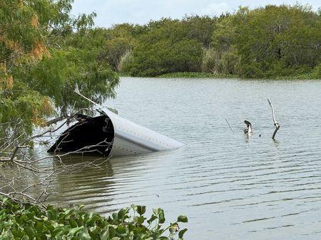 tagreuters.com2025binary_LYNXMPEL5P16O-VIEWIMAGE