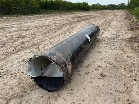 tagreuters.com2025binary_LYNXMPEL5P16S-VIEWIMAGE