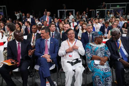 tagreuters.com2025binary_LYNXMPEL5T128-VIEWIMAGE