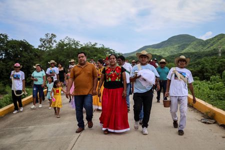 tagreuters.com2025binary_LYNXMPEL620WR-VIEWIMAGE