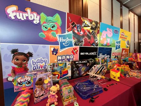 tagreuters.com2025binary_LYNXMPEL6O0SY-VIEWIMAGE