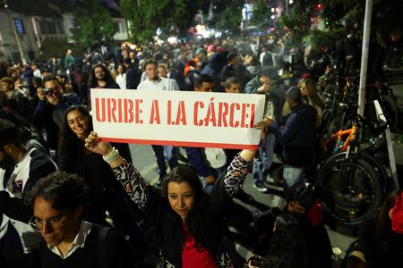 tagreuters.com2025binary_LYNXMPEL6S03B-VIEWIMAGE