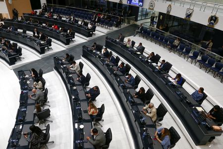 tagreuters.com2025binary_LYNXMPEL701E1-VIEWIMAGE