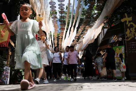 tagreuters.com2025binary_LYNXMPEL701L6-VIEWIMAGE