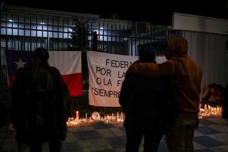 tagreuters.com2025binary_LYNXMPEL7204W-VIEWIMAGE