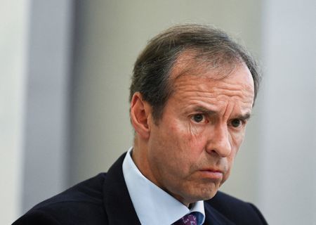 tagreuters.com2025binary_LYNXMPEL7E0B0-VIEWIMAGE