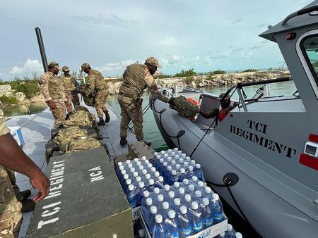 tagreuters.com2025binary_LYNXMPEL7H03X-VIEWIMAGE