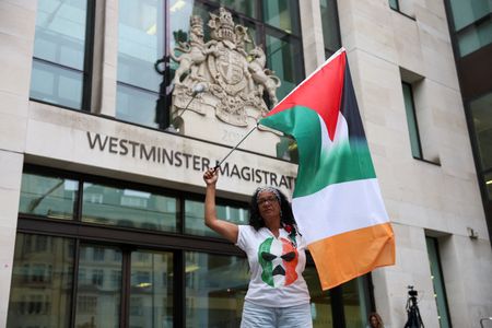 tagreuters.com2025binary_LYNXMPEL7J0C5-VIEWIMAGE