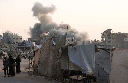 tagreuters.com2025binary_LYNXMPEL7J0UL-VIEWIMAGE