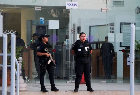 tagreuters.com2025binary_LYNXMPEL7N0CV-VIEWIMAGE