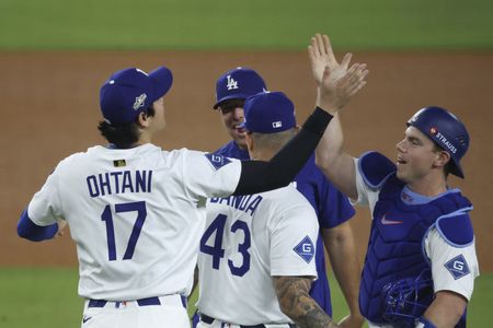 tagreuters.com2025binary_LYNXMPEL9H097-VIEWIMAGE