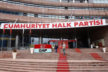 tagreuters.com2025binary_LYNXMPEL9N0IK-VIEWIMAGE