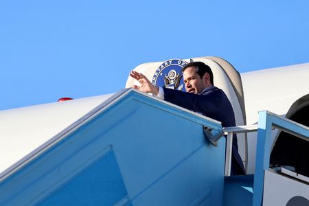 tagreuters.com2025binary_LYNXMPEL9O09X-VIEWIMAGE