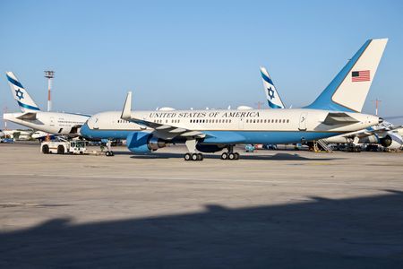 tagreuters.com2025binary_LYNXMPEL9O09Y-VIEWIMAGE