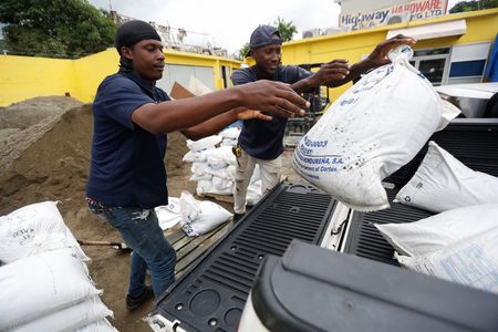 tagreuters.com2025binary_LYNXMPEL9O0F1-VIEWIMAGE