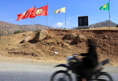 tagreuters.com2025binary_LYNXMPEL9P0A6-VIEWIMAGE