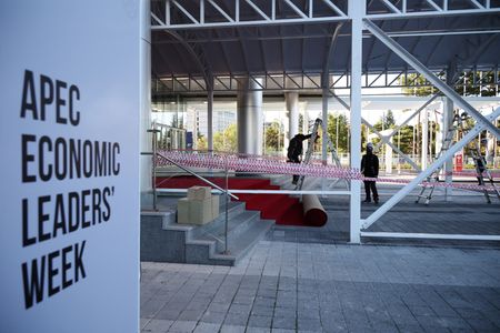 tagreuters.com2025binary_LYNXMPEL9R0D3-VIEWIMAGE