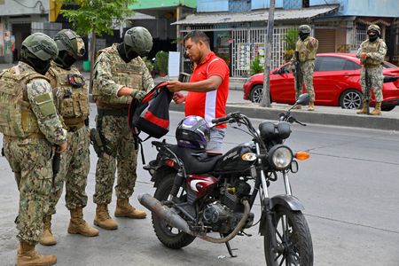 tagreuters.com2025binary_LYNXMPEL9S0S0-VIEWIMAGE