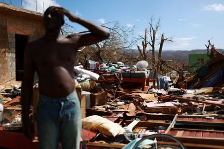 tagreuters.com2025binary_LYNXMPELA4043-VIEWIMAGE