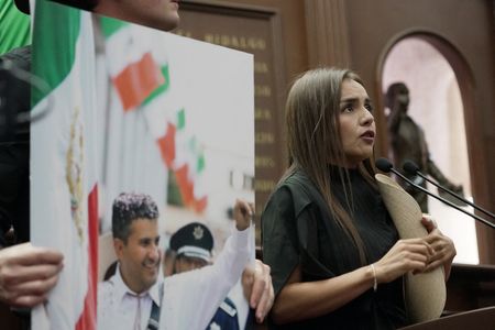 tagreuters.com2025binary_LYNXMPELA41EH-VIEWIMAGE