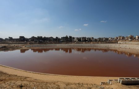 tagreuters.com2025binary_LYNXMPELA60NO-VIEWIMAGE