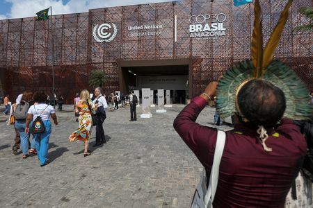 tagreuters.com2025binary_LYNXMPELAB0W5-VIEWIMAGE