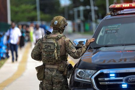 tagreuters.com2025binary_LYNXMPELAB0WF-VIEWIMAGE