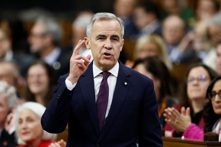 tagreuters.com2025binary_LYNXMPELAG119-VIEWIMAGE