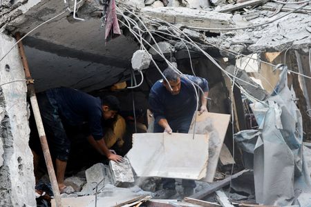 tagreuters.com2025binary_LYNXMPELAN01Z-VIEWIMAGE