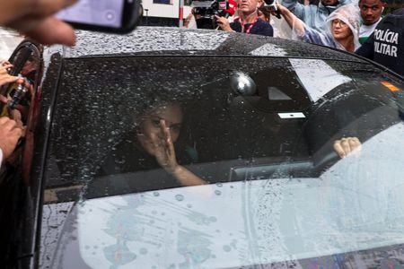 tagreuters.com2025binary_LYNXMPELAN026-VIEWIMAGE