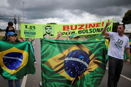 tagreuters.com2025binary_LYNXMPELAN027-VIEWIMAGE